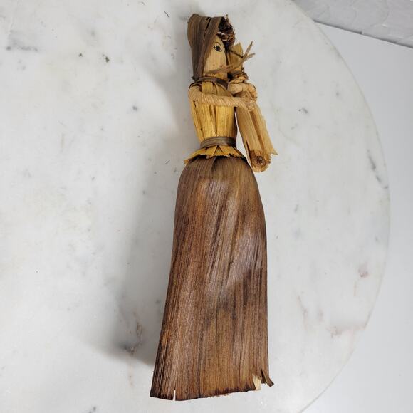 Vintage Corn Husk Doll 9" Tan Brown Handmade Woman Baby Face Hair Folk Art Fall - Picture 4 of 12